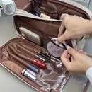 Necessaire Premium Makeluxo - Praticidade e Elegância para Suas Viagens